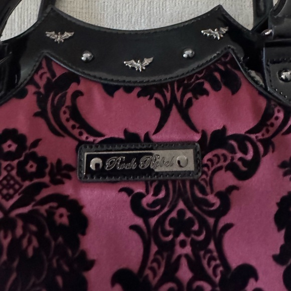 Rock Rebel Damask Bat Handbag - Picture 4 of 8